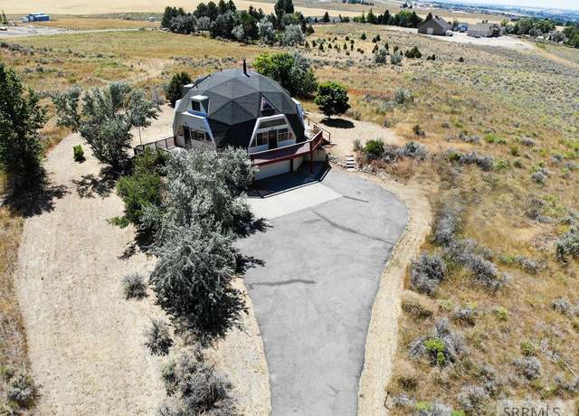 Property at 7260 E Valco Dr, Idaho Falls, ID 83401, 3 beds, 2 baths