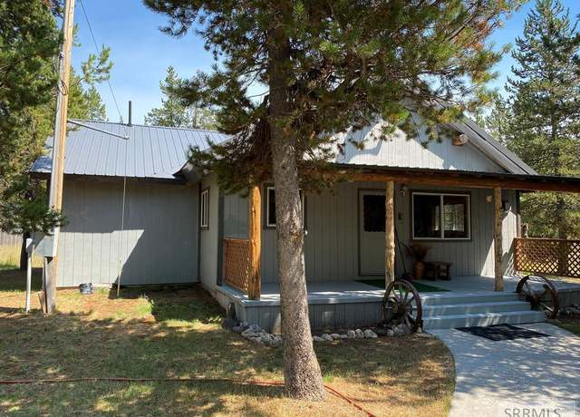 Property at 4175 S Big Springs Loop Rd, Island Park, ID 83429, 3 beds, 3 baths
