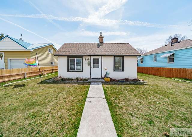 Property at 261 W 15th St, Idaho Falls, ID 83402, 2 beds, 1 bath