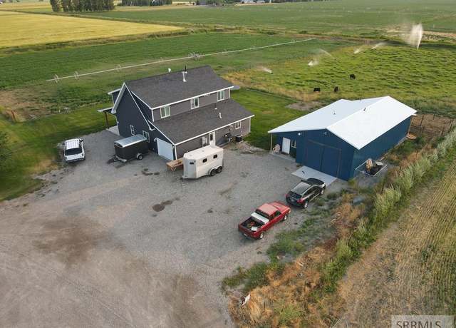 Property at 231 S 3421 W, Rexburg, ID 83440, 5 beds, 2.5 baths