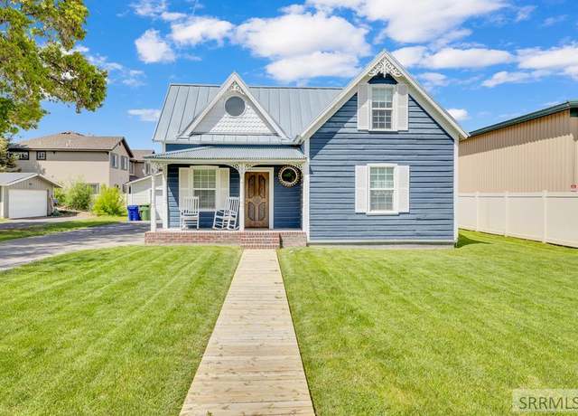 Property at 336 W 1st S, Rexburg, ID 83440, 3 beds, 2.5 baths