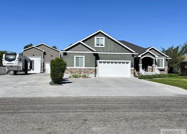Property at 1493 N Fall River Rd, Idaho Falls, ID 83401, 6 beds, 3.5 baths