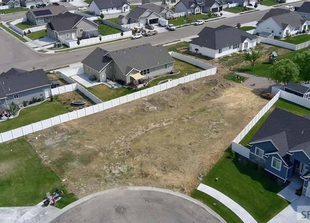 Property at 1521 S Bergamo Dr, Ammon, ID 83406