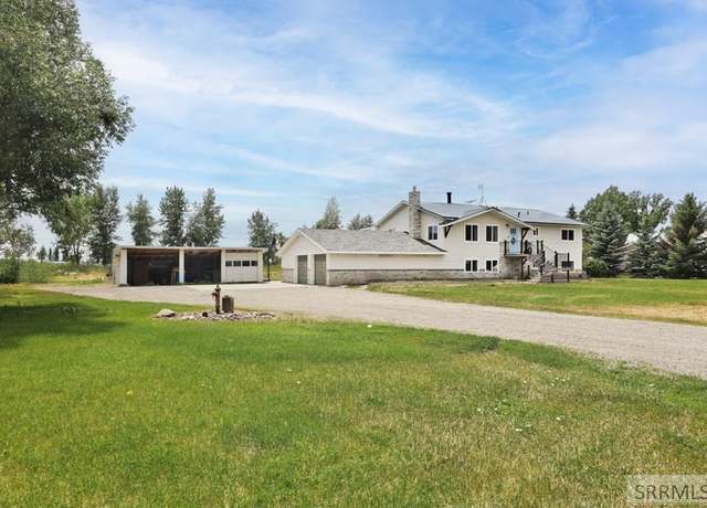 Property at 1830 Teton View Dr, Rexburg, ID 83440, 4 beds, 2.5 baths