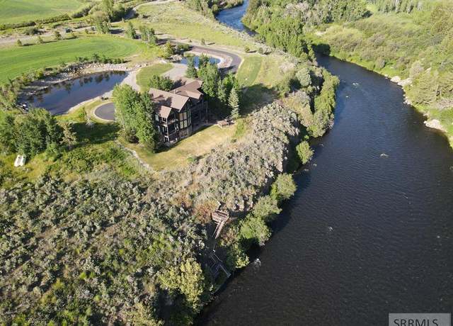 Property at 3944 Schaefer Ln, Ashton, ID 83420, 4 beds, 5.5 baths