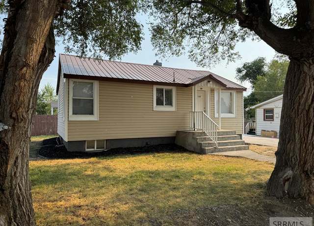 Property at 110 Topaz Dr, Blackfoot, ID 83221, 3 beds, 1 bath
