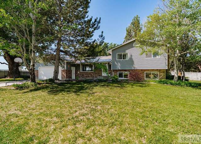 Property at 97 N 4300 E, Rigby, ID 83442, 5 beds, 3 baths