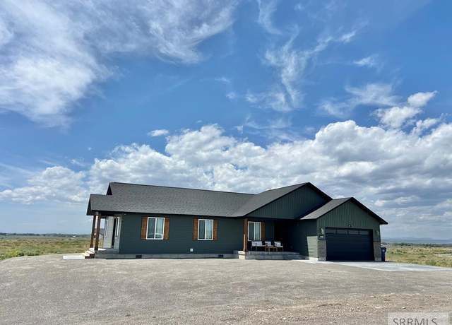 Property at 587 Springbrook Ln, St Anthony, ID 83445, 4 beds, 3 baths