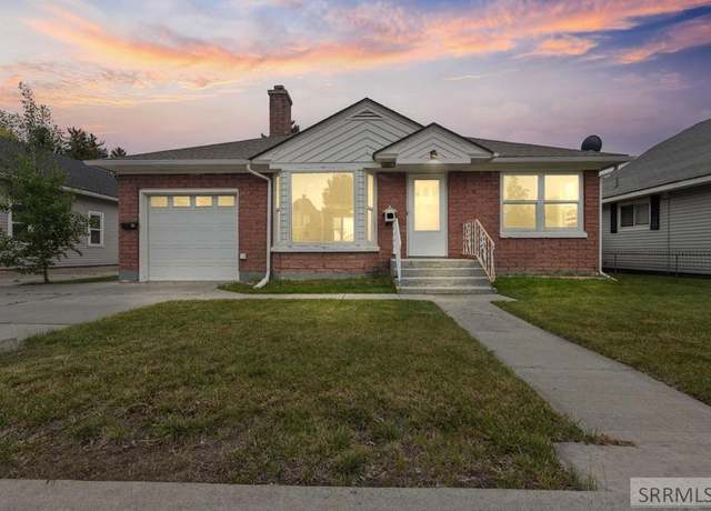 Property at 345 W 17th St, Idaho Falls, ID 83402, 3 beds, 2 baths