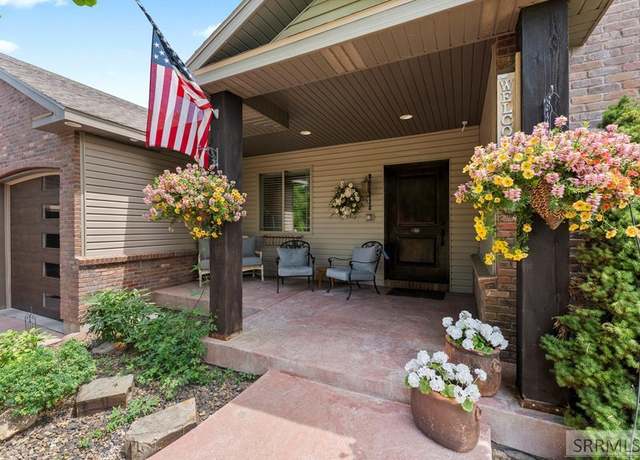 Property at 1595 N 760 E, Shelley, ID 83274, 6 beds, 4 baths