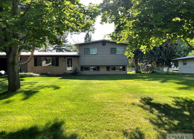 Property at 903 W Harmony Dr, Blackfoot, ID 83221, 3 beds, 1.5 baths