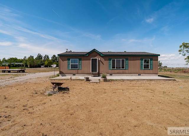 Property at 628 N 2743 E, Roberts, ID 83444, 3 beds, 2 baths