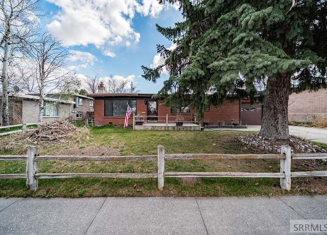 Property at 2204 Logan Dr, Idaho Falls, ID 83401, 2 beds, 2 baths