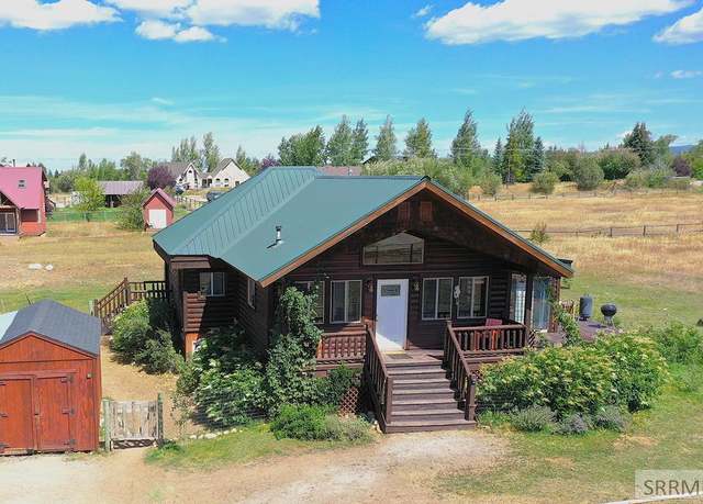 Property at 1830 Mount Davidson Dr, Driggs, ID 83422, 3 beds, 2.5 baths
