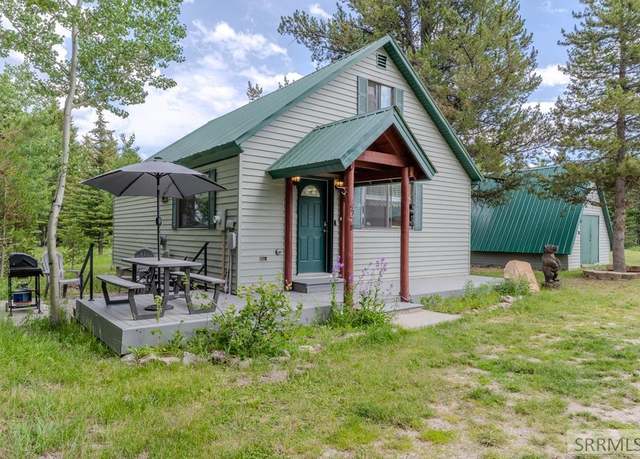 Property at 4778 Oak Dr, Island Park, ID 83429, 2 beds, 1 bath