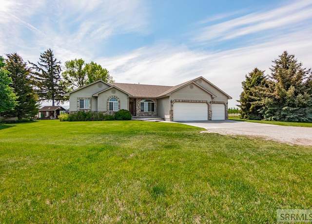Property at 6923 S 25 E, Idaho Falls, ID 83404, 3 beds, 2.5 baths