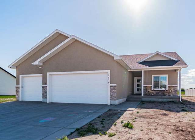 Property at 1530 Bellagio Dr, Idaho Falls, ID 83401, 6 beds, 3 baths