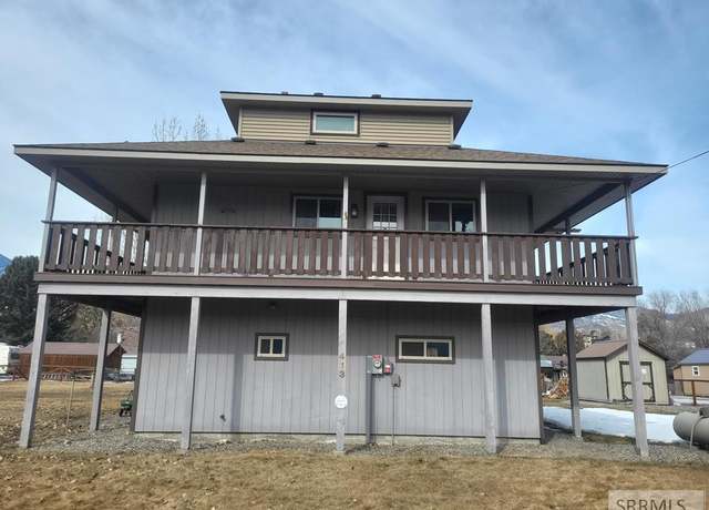 Property at 413 Water St, Salmon, ID 83467, 2 beds, 2.5 baths