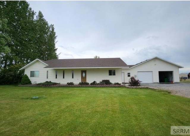Property at 3572 E 100 N, Rigby, ID 83442, 3 beds, 2.5 baths