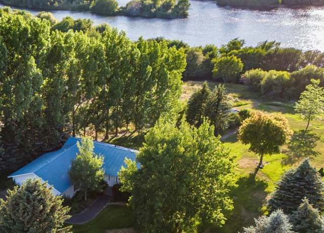 Property at 775 S River Rd, Saint Anthony, ID 83445, 3 beds, 2 baths