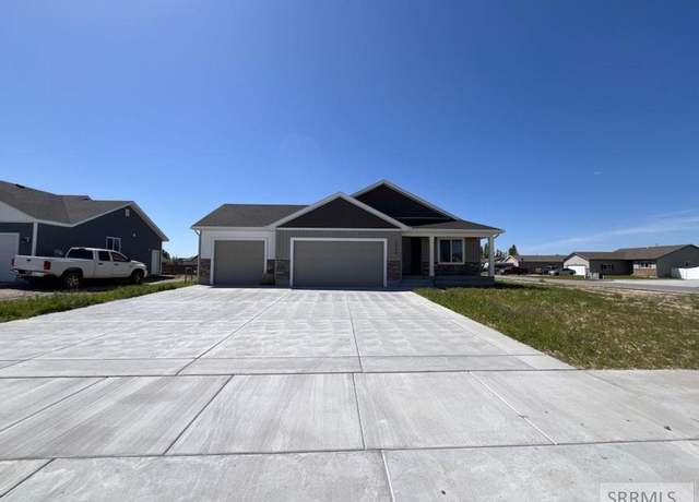 Property at 3866 E Hemlock Ln, Rigby, ID 83442, 5 beds, 3 baths