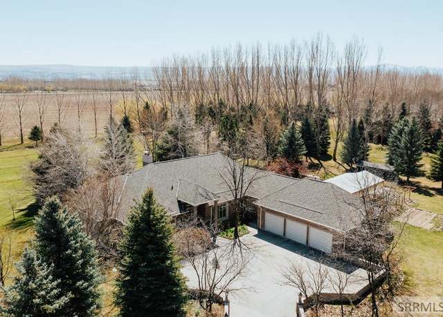 Property at 4977 S 11th E, Idaho Falls, ID 83404, 6 beds, 4.5 baths