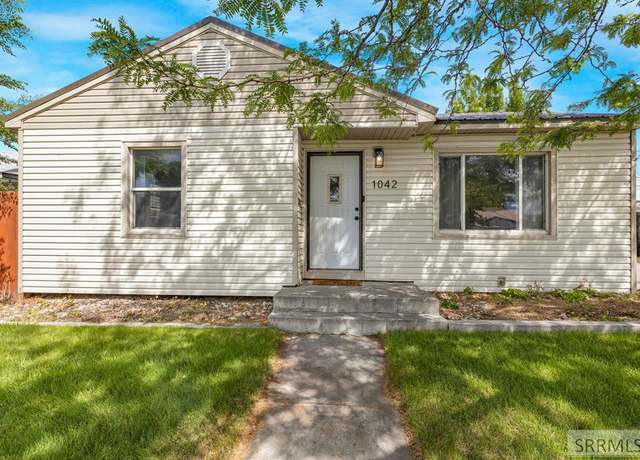 Property at 1042 Rose Ave, Idaho Falls, ID 83402, 3 beds, 1 bath