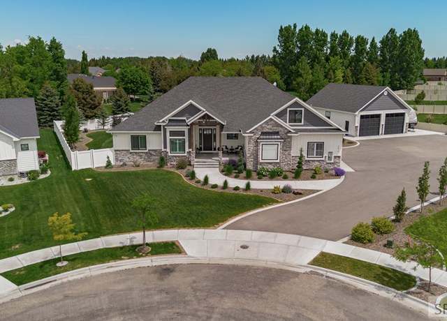 Property at 6075 Glade Cir, Idaho Falls, ID 83404, 5 beds, 3.5 baths