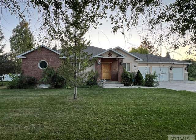 Property at 3625 N Olsen St, Iona, ID 83427, 5 beds, 3 baths