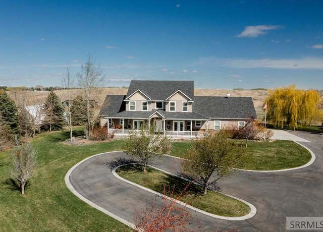 Property at 1241 E Lazy Ln, Idaho Falls, ID 83404, 6 beds, 4.5 baths