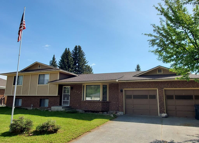 Property at 2659 Laguna Dr, Idaho Falls, ID 83404, 4 beds, 3 baths