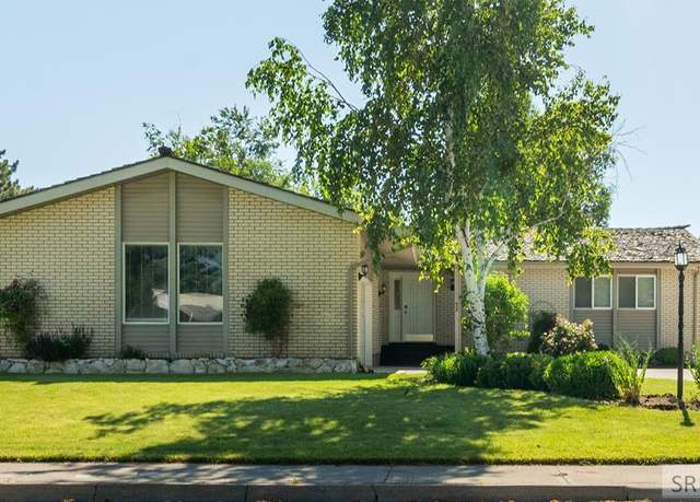 Property at 52 Sunset Cir, Rexburg, ID 83440, 5 beds, 3 baths