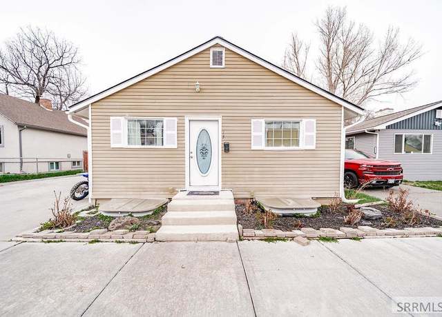 Property at 135 College St, Idaho Falls, ID 83402, 5 beds, 1 bath