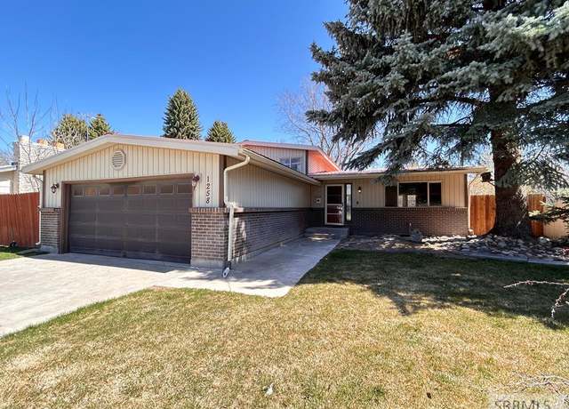 Property at 1258 Corinne Ave, Idaho Falls, ID 83402, 4 beds, 2.5 baths