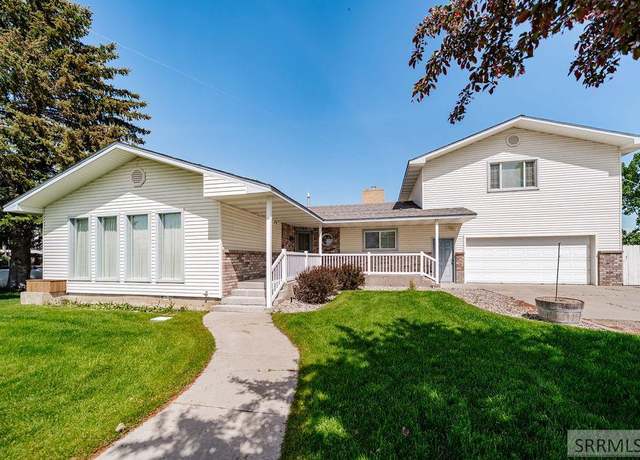 Property at 5378 S 3100 W, Rexburg, ID 83440, 4 beds, 3 baths