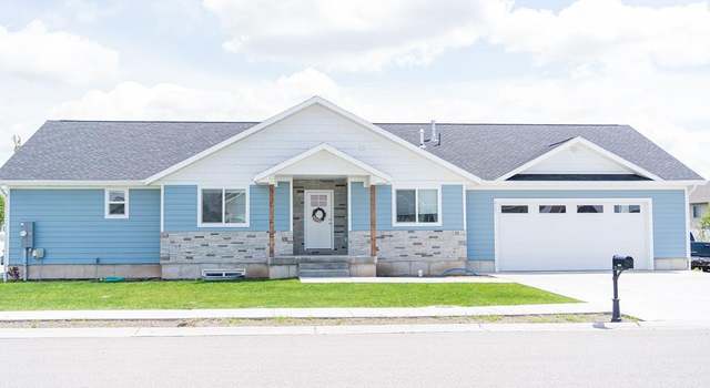 Photo of 457 Idaho Ave, Sugar City, ID 83448