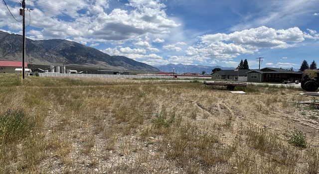 Photo of 109 Trego Ct, Mackay, ID 83251