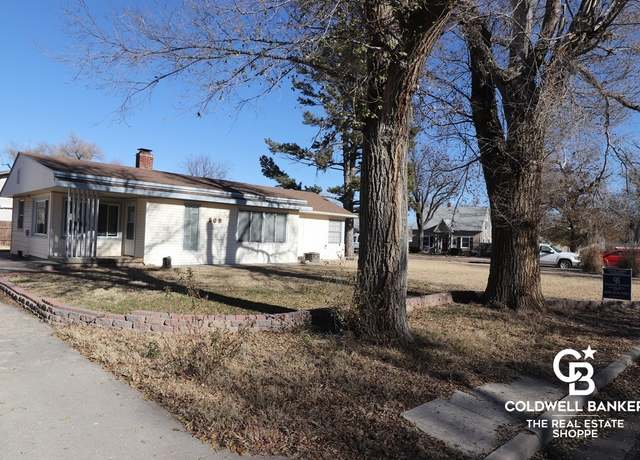 Property at 509 E Hazel St, Garden City, KS 67846, 3 beds, 2 baths