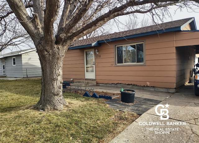 Property at 1710 W Diane St, Garden City, KS 67846, 3 beds, 1 bath
