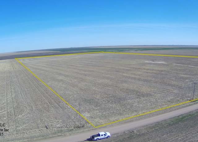 Property at 000 E/2 of The Se/4 of 12-21-35 Kearny Co., KS, Deerfield, KS 67846