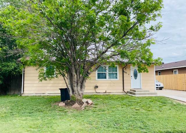 Property at 1603 W Neil St, Garden City, KS 67846, 3 beds, 2 baths