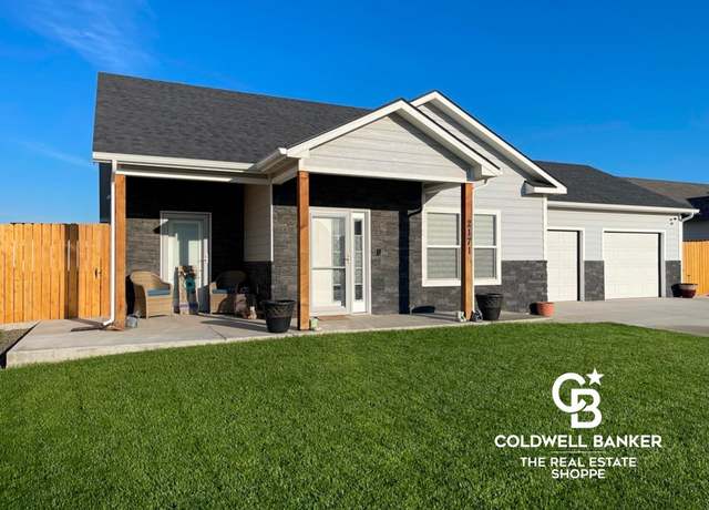 Property at 2171 Idlewild Way, Garden City, KS 67846, 2 beds, 2 baths