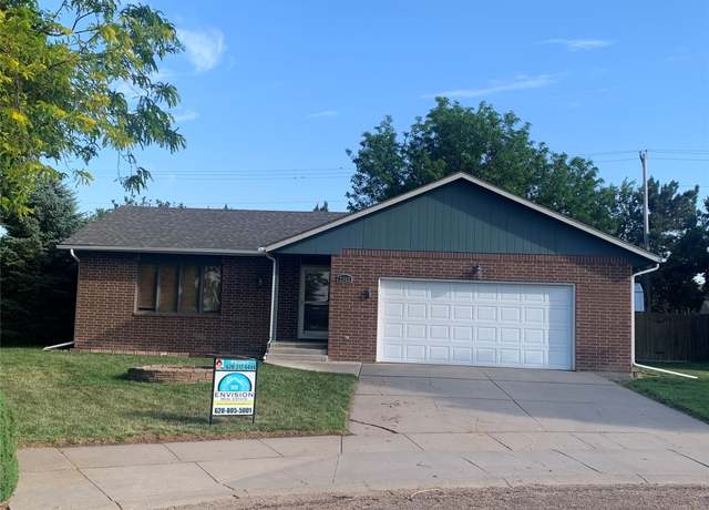 Property at 2302 N Estes Pl, Garden City, KS 67846, 2 beds, 2 baths