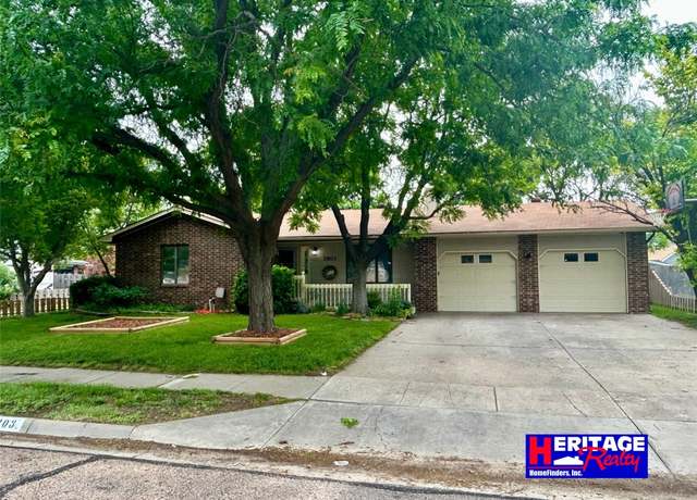 Property at 2803 N Belmont Pl, Garden City, KS 67846, 3 beds, 3 baths