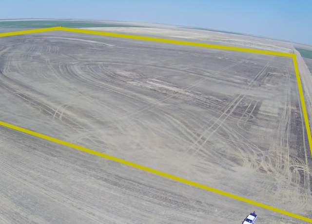 Property at 0 Ne/4 29-22-37 #3, Lakin, KS 67860