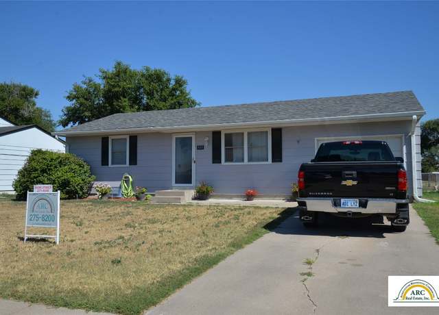 Property at 505 W Fair St, Garden City, KS 67846, 2 beds, 2 baths