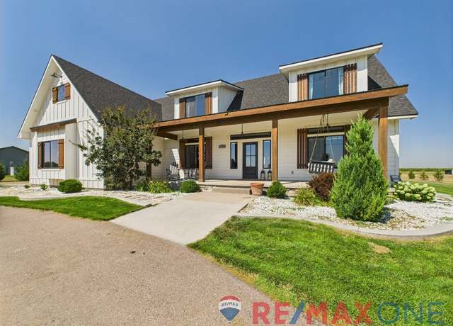 Property at 5925 Koehn Ave, Garden City, KS 67846, 7 beds, 4 baths