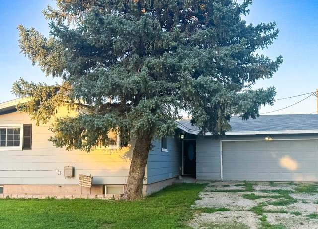 Property at 304 Wiley St, Holcomb, KS 67851, 5 beds, 2.5 baths