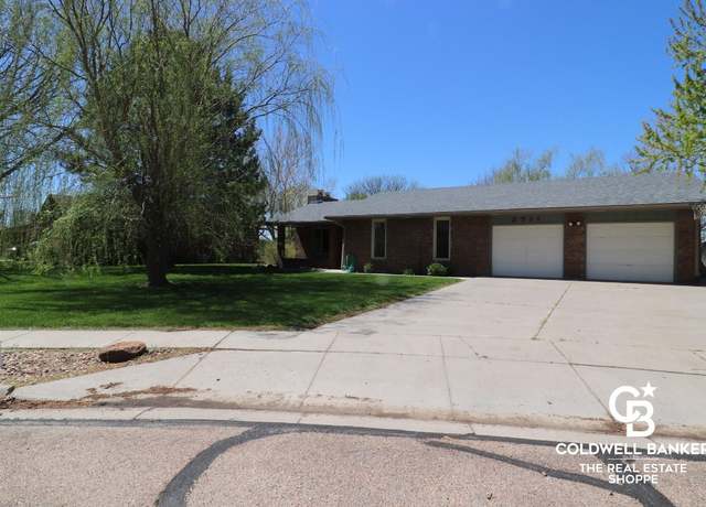 Property at 2711 N Koster St, Garden City, KS 67846, 3 beds, 3 baths