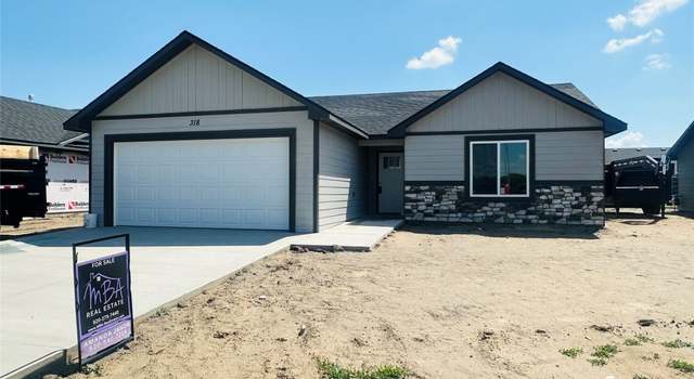 Photo of 318 Rowland Cir, Garden City, KS 67846